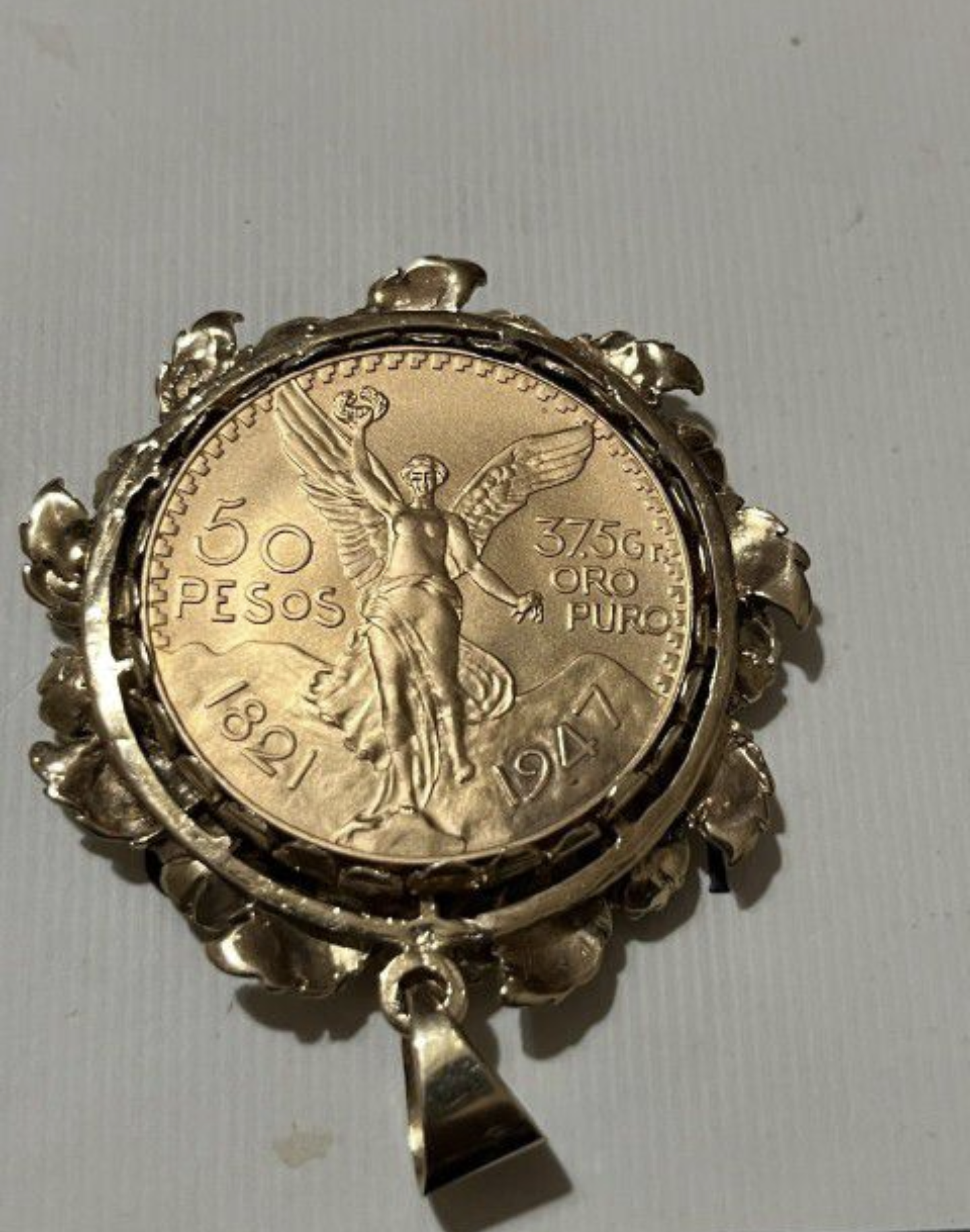 1947 Mexican Gold Centenario Coin - Bezel with 10 1.35 CTW Diamond